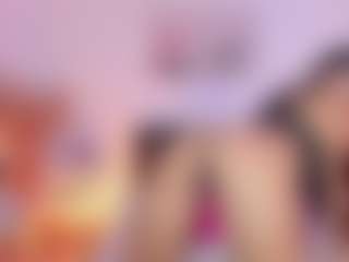 DaniLopezzz ®'s Live Sex Cam Show
