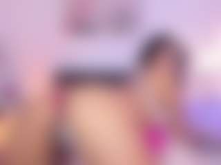DaniLopezzz ®'s Live Sex Cam Show