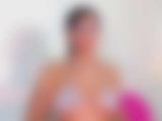 DaniLopezzz ®'s Live Sex Cam Show