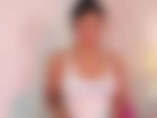 DaniLopezzz ®'s Live Sex Cam Show