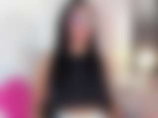 DaniLopezzz ®'s Live Sex Cam Show
