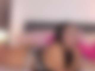 Live cam show with DaniLopezzz ® - Pornstar Public on Milf Play
