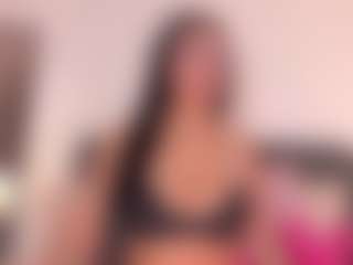 DaniLopezzz ®'s Live Sex Cam Show
