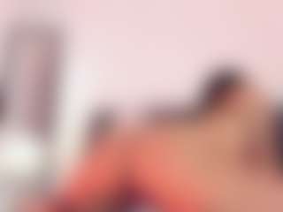 DaniLopezzz ®'s Live Sex Cam Show