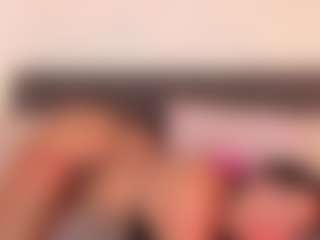 DaniLopezzz ®'s Live Sex Cam Show