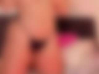 DaniLopezzz ®'s Live Sex Cam Show