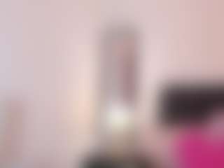 DaniLopezzz ®'s Live Sex Cam Show
