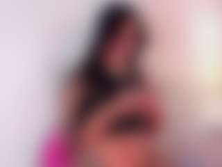 DaniLopezzz ®'s Live Sex Cam Show