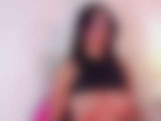 DaniLopezzz ®'s Live Sex Cam Show