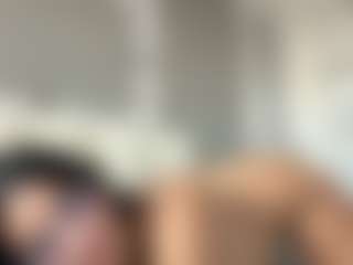 DaniLopezzz ®'s Live Sex Cam Show