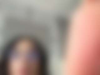 Live cam show with DaniLopezzz ® - Pornstar Spank on AdultVida.com