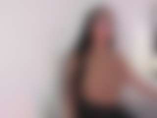 DaniLopezzz ®'s Live Sex Cam Show