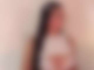 DaniLopezzz ®'s Live Sex Cam Show