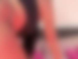 Live cam show with DaniLopezzz ® - Shaved Pussy on nudelive.tv