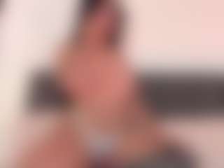 DaniLopezzz ®'s Live Sex Cam Show