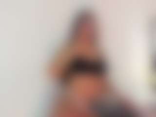 DaniLopezzz ®'s Live Sex Cam Show