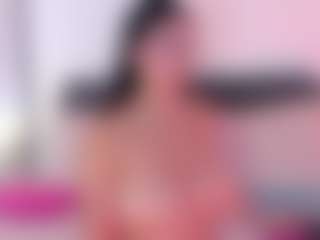 DaniLopezzz ®'s Live Sex Cam Show