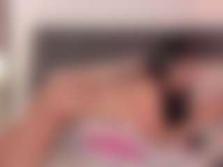 DaniLopezzz ®'s Live Sex Cam Show