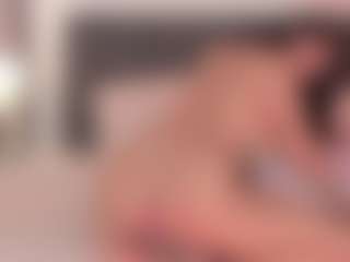 DaniLopezzz ®'s Live Sex Cam Show