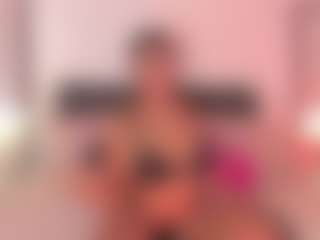 DaniLopezzz ®'s Live Sex Cam Show