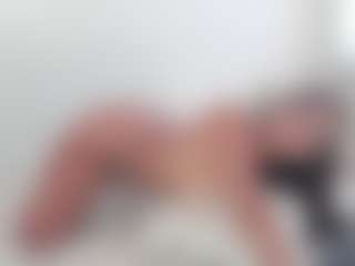 DaniLopezzz ®'s Live Sex Cam Show