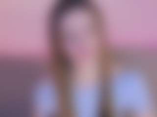 Live cam show with elizzzza - Moaning on realtime-chat
