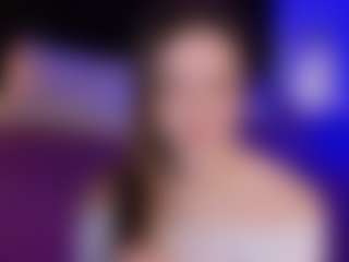 Live cam show with elizzzza - Brown Eyes on CamwithHer