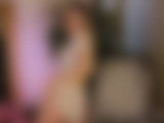 Live cam show with elizzzza - Moaning on dropp.cam