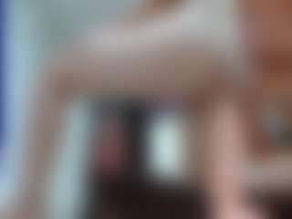 Live cam show with hannasohiia - Ass Clapping on Free Soda
