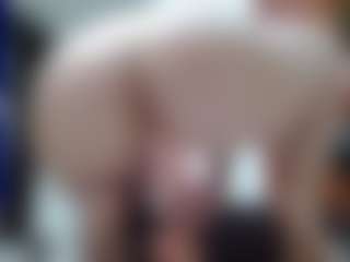 Live cam show with hannasohiia - Ass Clapping on SmokeAndPoke