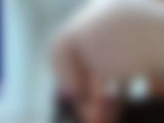 Live cam show with hannasohiia - Flashing on xxxlivecams.org