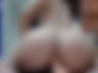 Live cam show with hannasohiia - Normal on StripNow