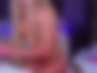 Live cam show with NicoleHampton - Oil on studioflirtlive.com