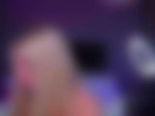 Live cam show with NicoleHampton - Oil on milfzrlive.com