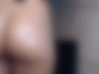 REDBONELOLLY's Live Sex Cam Show