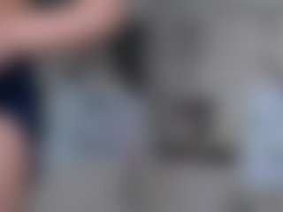 Live cam show with REDBONELOLLY - Skinny on Gym Cam Girls