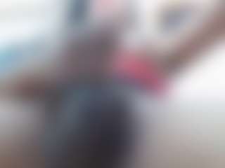 RoseBigTits's Live Sex Cam Show