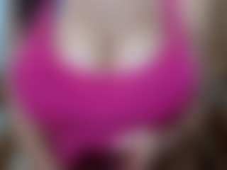 RoseBigTits's Live Sex Cam Show