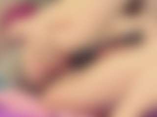 Live cam show with AitannaLove - Brown Hair MILF on live18s.com