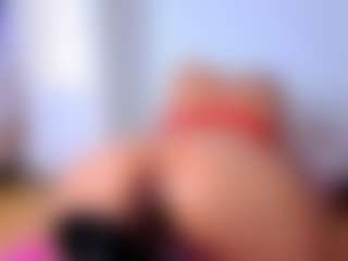 Live cam show with Antonellatorres-7 - Average on live.xbliss.ai