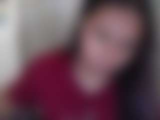 charis-bellota's Live Sex Cam Show