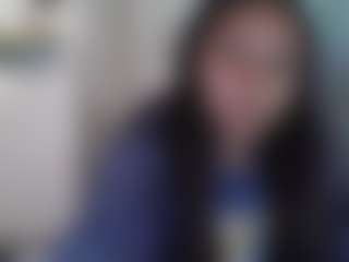 charis-bellota's Live Sex Cam Show