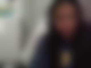 charis-bellota's Live Sex Cam Show