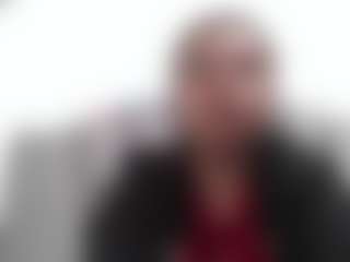 charis-bellota's Live Sex Cam Show