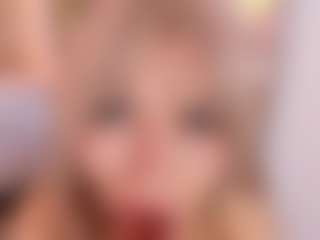 Live cam show with EllaaThorne - Dirty Talk on Lustler