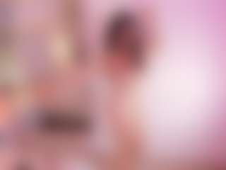 Live cam show with EllaaThorne - Oil on pussylord.com