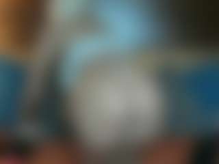 Live cam show with EmilyEclair - Thong on CamClone