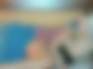 EmilyEclair's Live Sex Cam Show