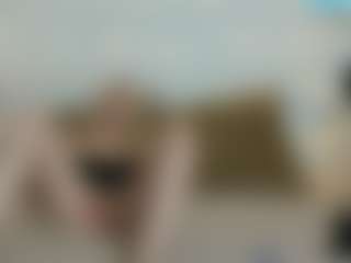 Live cam show with EmilyEclair - Thong on slutload