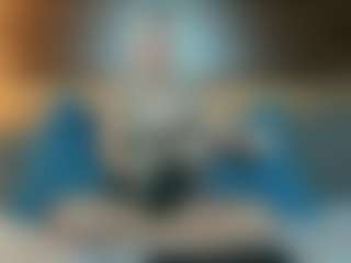 EmilyEclair's Live Sex Cam Show